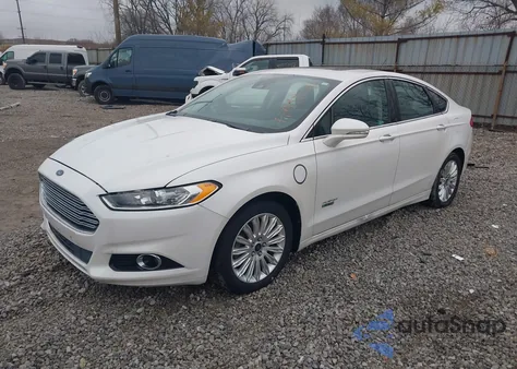 2013 Ford Fusion Energi Se Luxury from USA, damaged, VIN 3FA6P0PUXDR272467